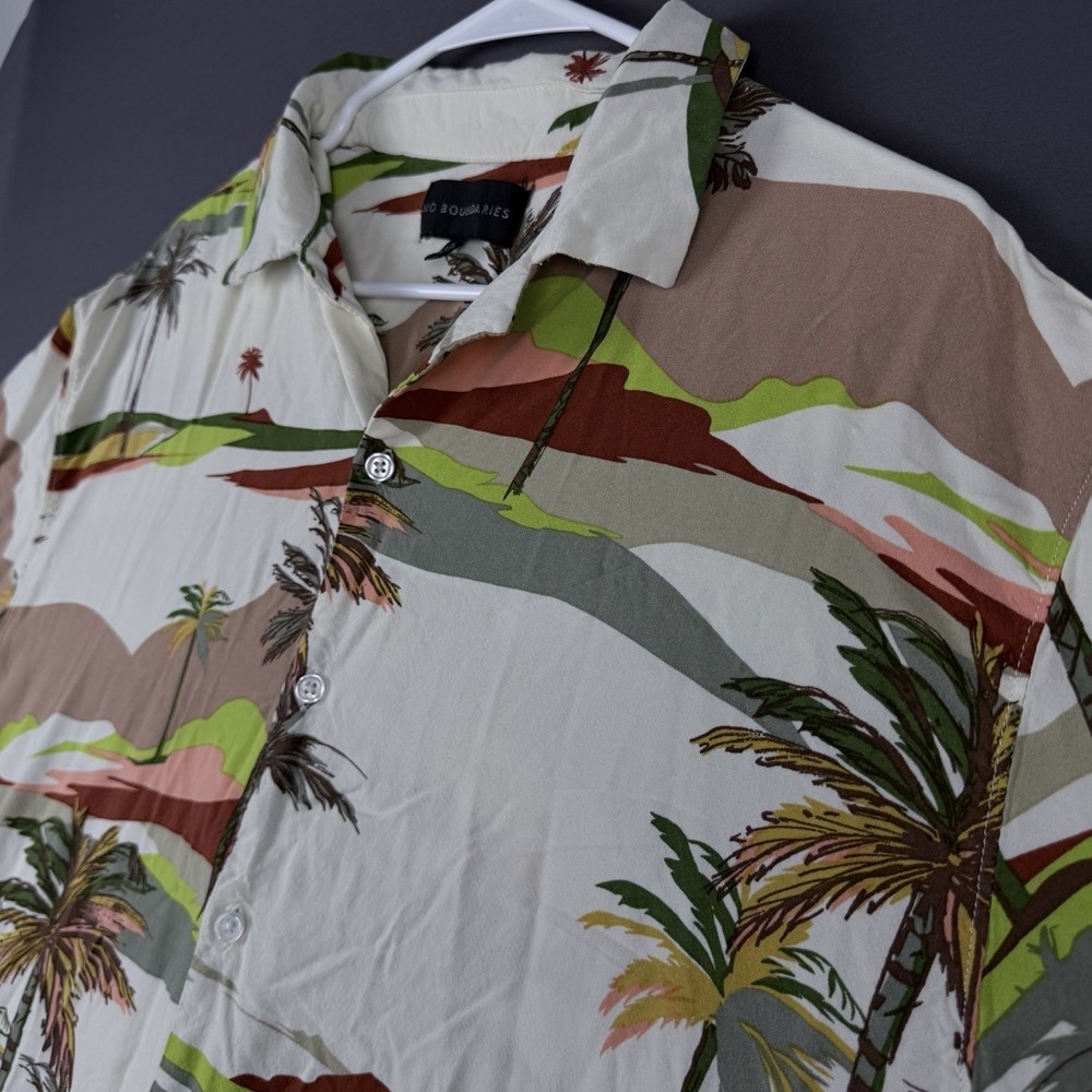 No Boundaries Men's Tropical Palm Print Rayon Short Sleeve Button-Up Shirt XL